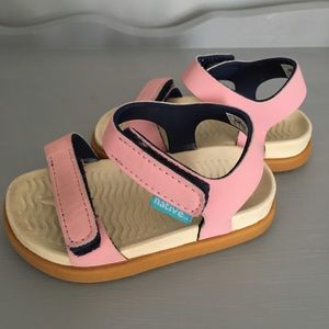 Pink baby girl Native Sandals
